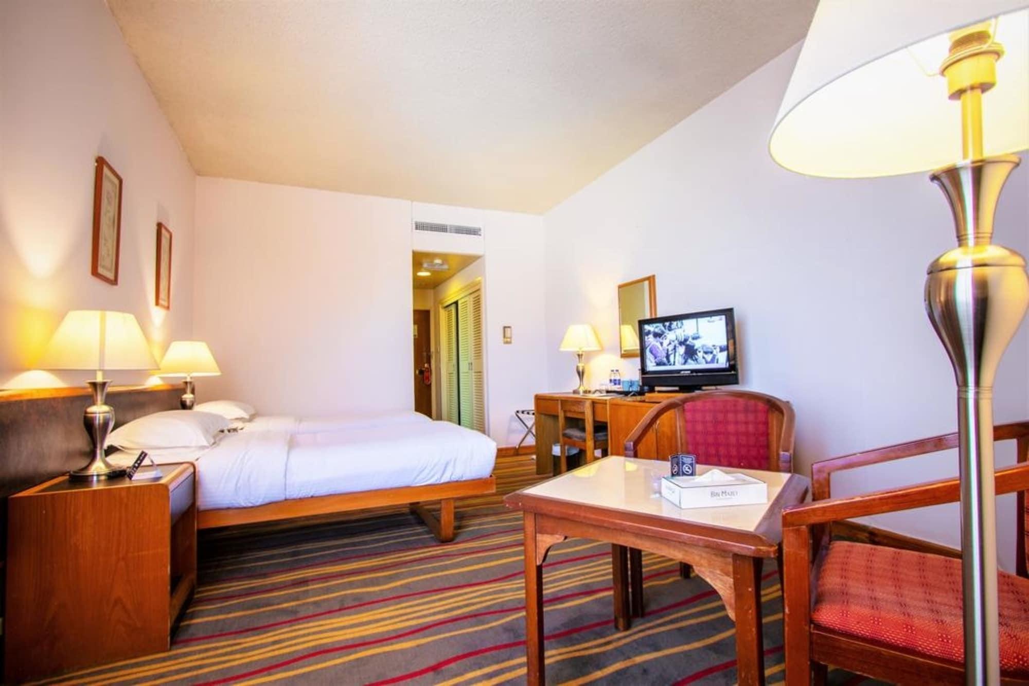 Bm Beach Hotel Рас ал Хайм Екстериор снимка