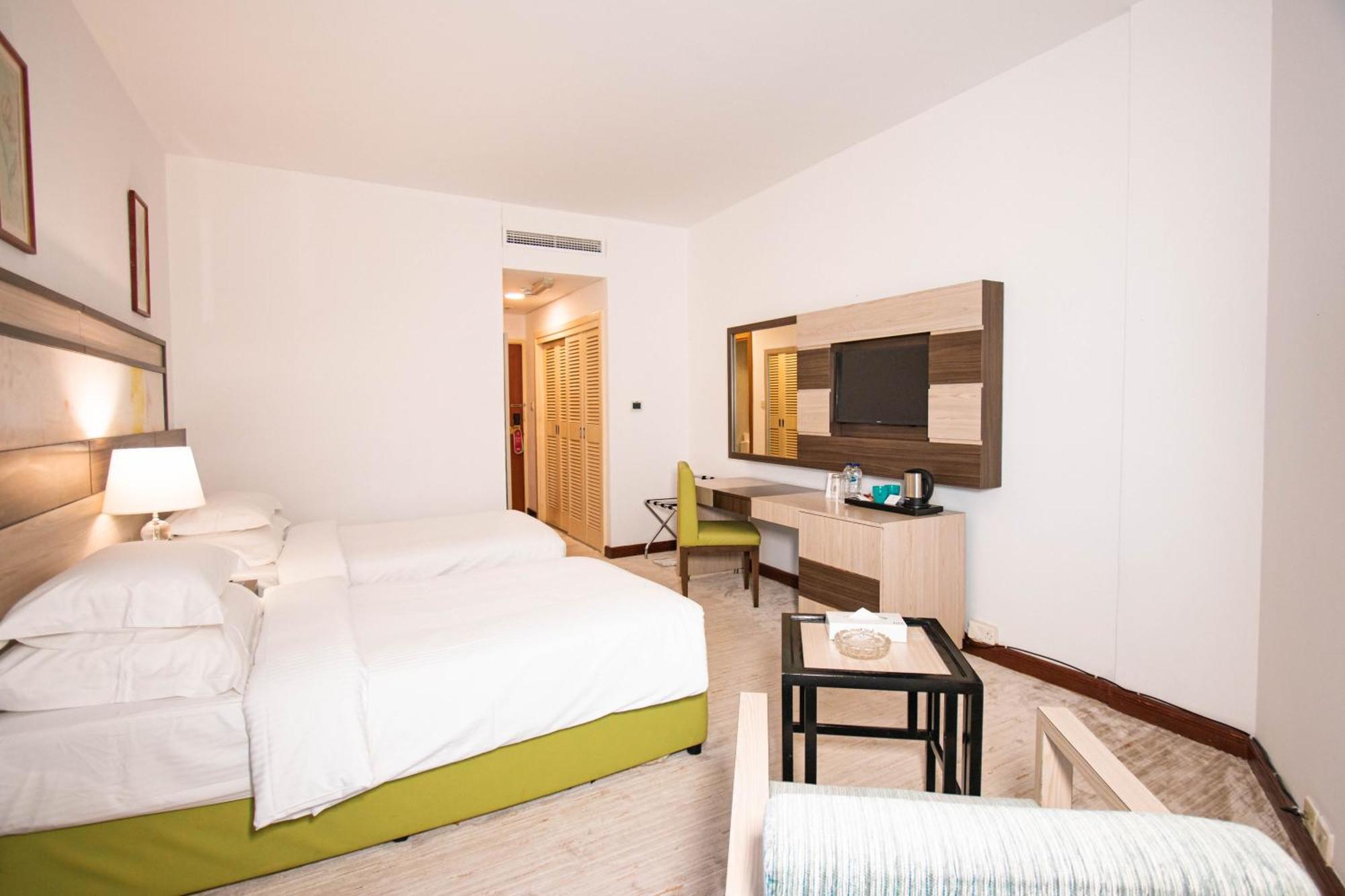 Bm Beach Hotel Рас ал Хайм Екстериор снимка