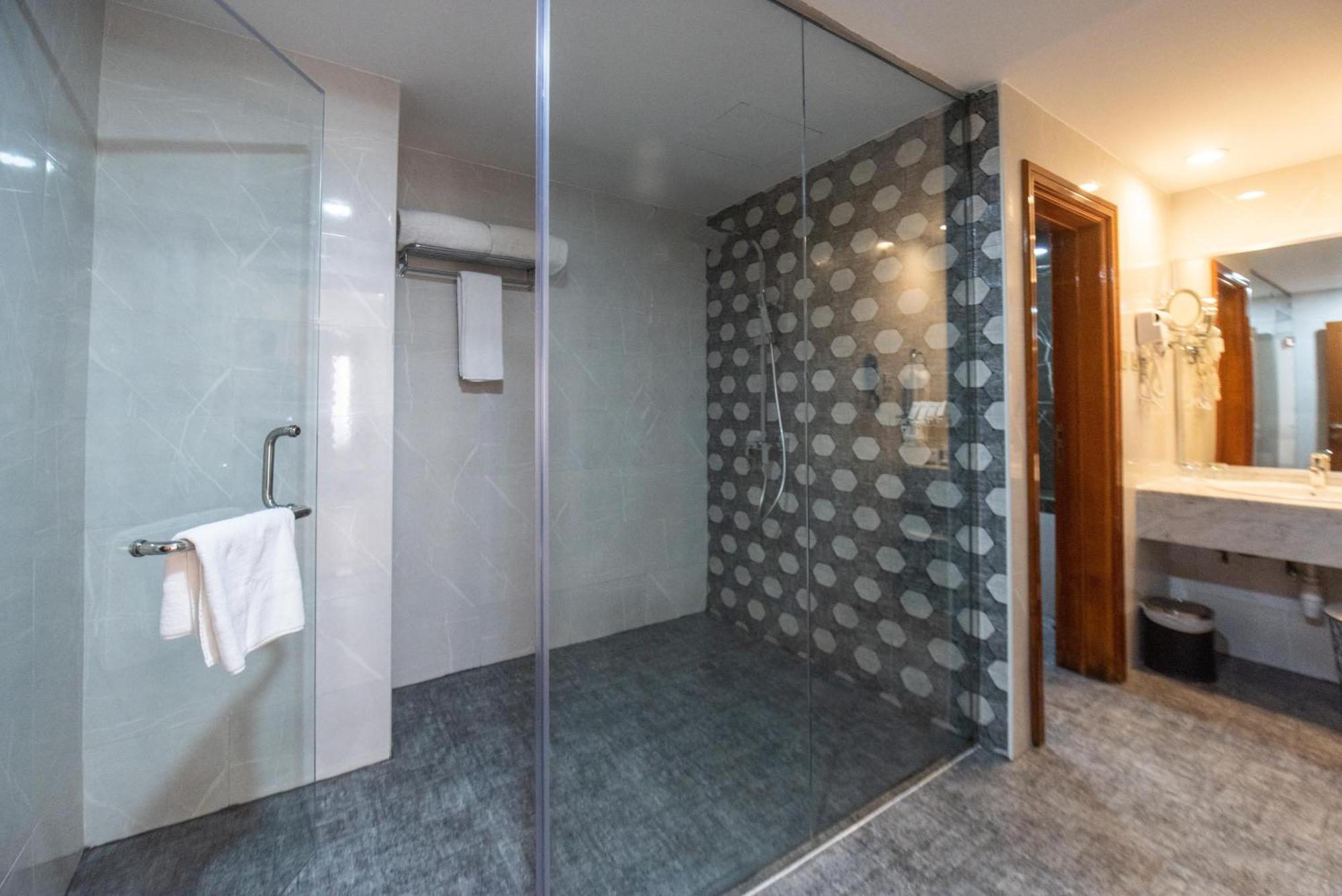 Bm Beach Hotel Рас ал Хайм Екстериор снимка